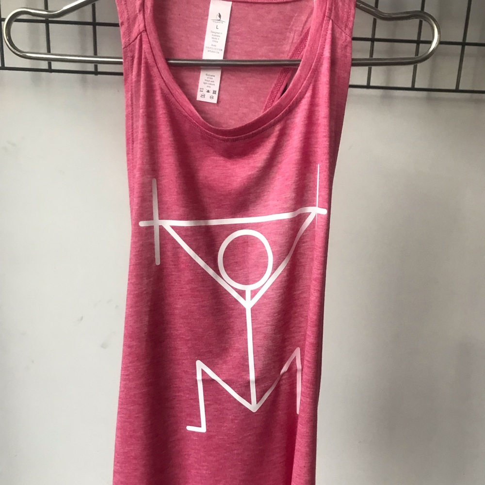 Muscle-tank workout top